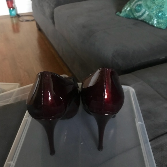 Heels - Picture 2 of 3